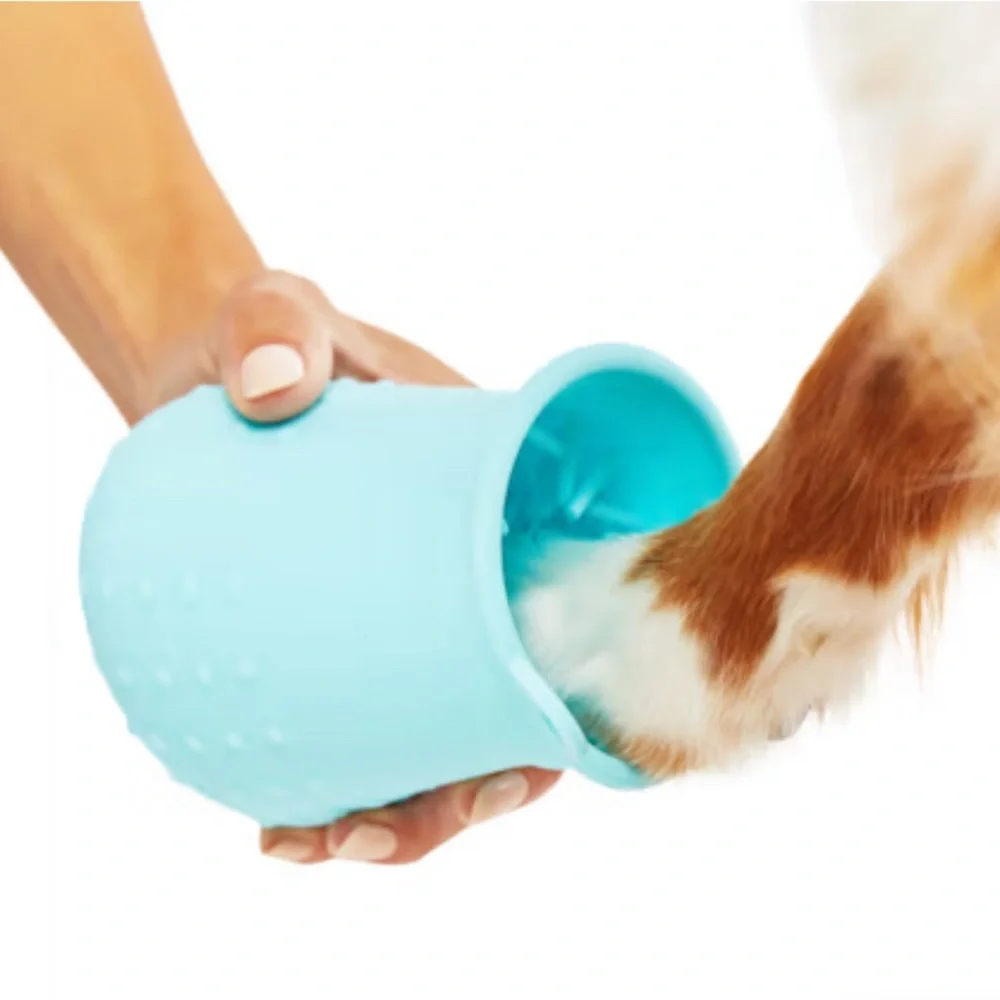 Well & Good Pet On-The-Go Paw Cleaner for Dogs, Small NEW!!